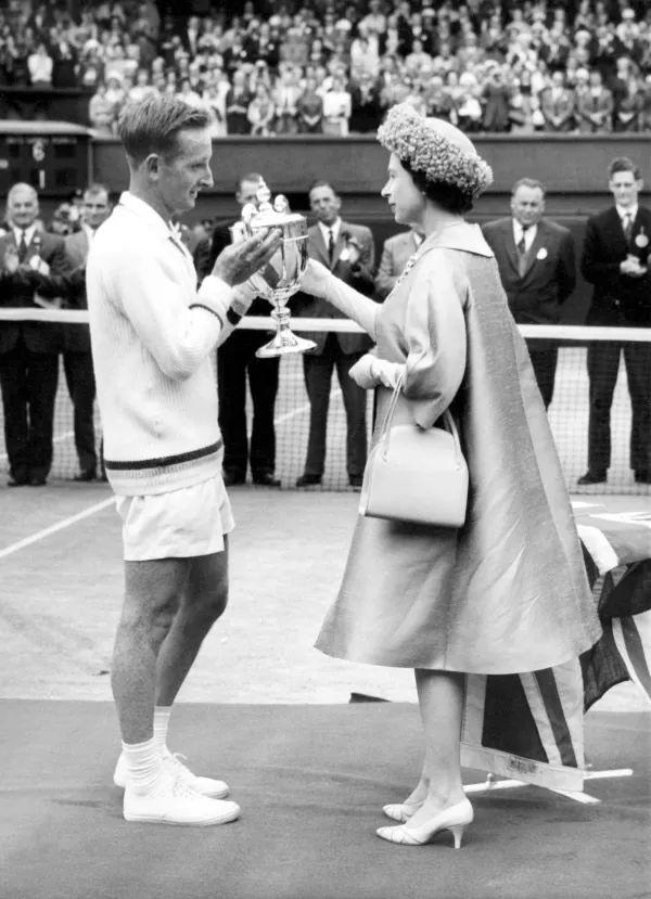 可以形成左 可以形成左