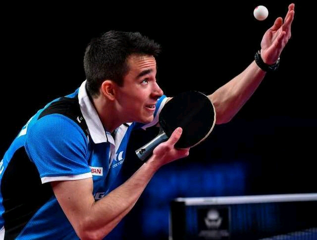 的焦点是主 的焦点是主